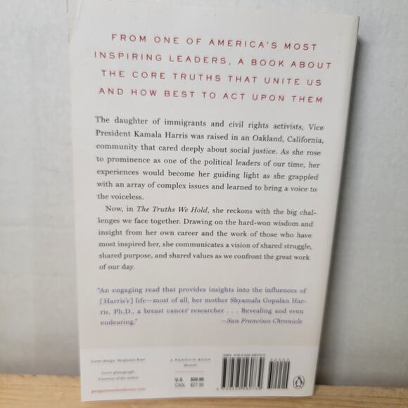 BOOK The Truths We Hold: An American Journey By Kamala Harris (paperback) - Picture 5 of 6
